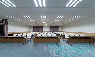 Trendy Romantic Hotel International Guangzhou Baoneng Performing Arts 