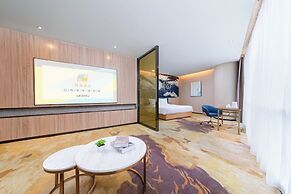 Trendy Romantic Hotel International Guangzhou Baoneng Performing Arts 