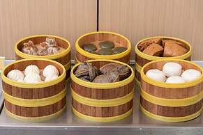 Trendy Romantic Hotel International Guangzhou Baoneng Performing Arts 