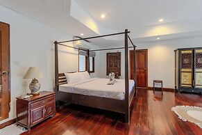 4Br Massive Property Huge Pool V244