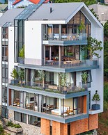 La Yen Retreat