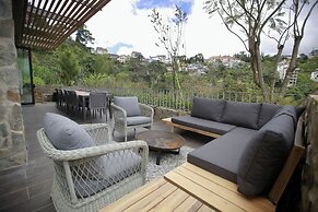 La Yen Retreat
