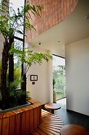 La Yen Retreat
