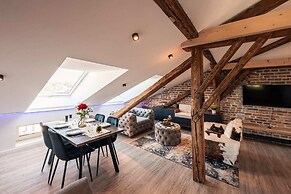 CREST - Riverside Lofts & Studios