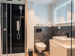 CREST - Riverside Lofts & Studios