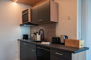 CREST - Riverside Lofts & Studios