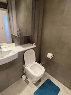 1 Bed Apartment- Sleeps 2, Parking, Pets Allowed