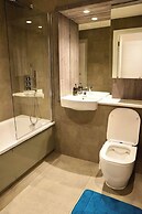 1 Bed Apartment- Sleeps 2, Parking, Pets Allowed