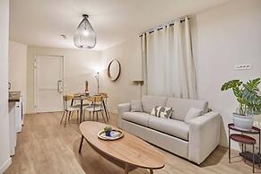 Apartment Exposition Center