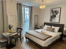 Charming Studio in the Center of Paris