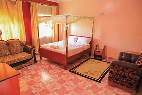 Loita Plains Hotel