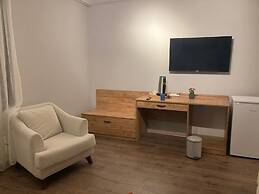SF Hotel & Residence