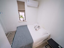 Book and Bed-Lujiabang