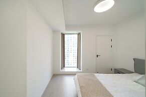 Book and Bed-Lujiabang