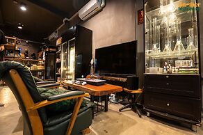 Another High Away Hostel Bangkok