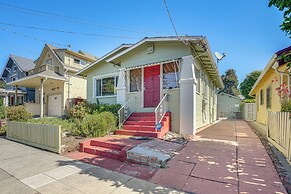 Walkable East Bay Home - 2 Mi to Bart Station