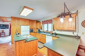 Furnished Deck, Black Hills View: 'lazy U' Retreat