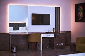 Saint Tropez Hotel and Suites