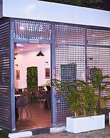 Saint Tropez Hotel and Suites