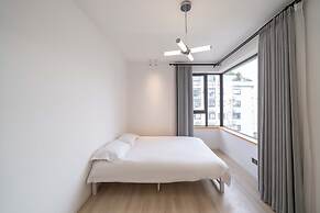 Book and Bed-Jingan Temple