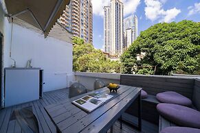 Book and Bed-Jingan Temple