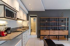 House Overlooking Rodrigo de Freitas Lagoon VR2