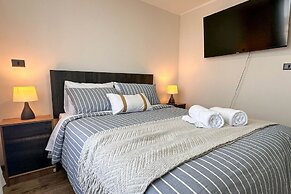 Laguna Oriente by Andes+