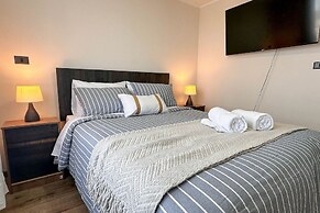 Laguna Oriente by Andes+