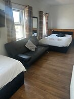 Burlington West Hotel
