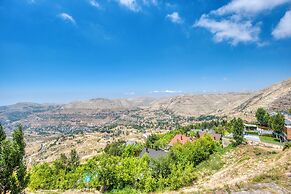 Gin - Duplex 3-BR Chalet in Mzaar