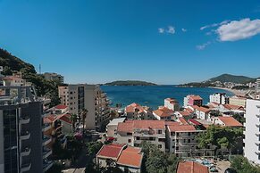 Vitodolska Luxury Penthouse