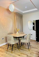 Nook and Cranny Apartment