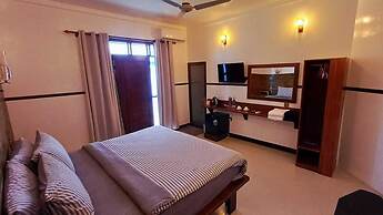 Luk inn at huraa