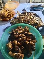 Luk inn at huraa