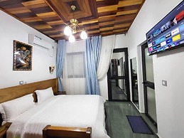 Justina Guest House Hotel