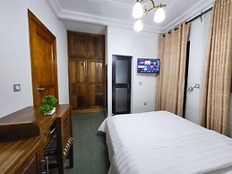 Justina Guest House Hotel