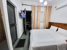 Justina Guest House Hotel