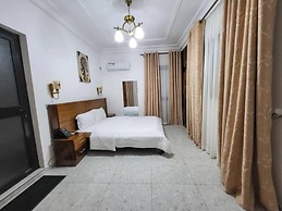 Justina Guest House Hotel