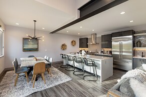 184 Caravelle Drive