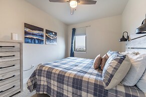 Sail Lofts #303