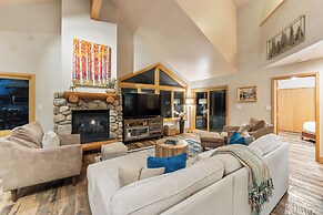 341 Black Hawk Circle