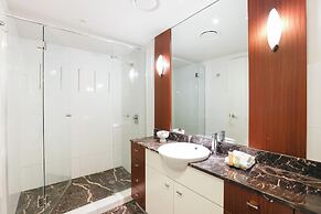 Sky Luxe Escape - 33rd Floor