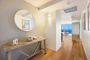 Sky Luxe Escape - 33rd Floor