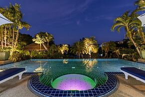 Famous Baan Bua Luxury Estate V238