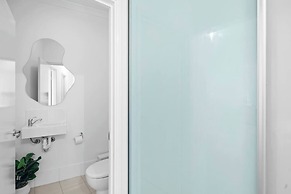 Best Location Armadale Sleeps 6