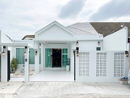 Modern House in Phuket Town