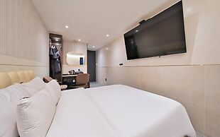 Suwon Hound Hotel