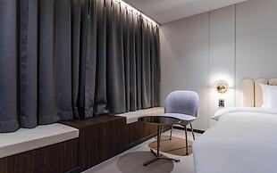 Suwon Hound Hotel
