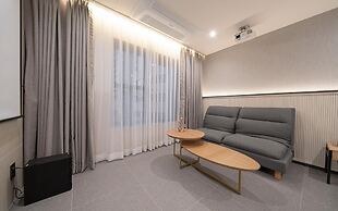 Suwon Hound Hotel