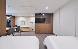 Suwon Hound Hotel
